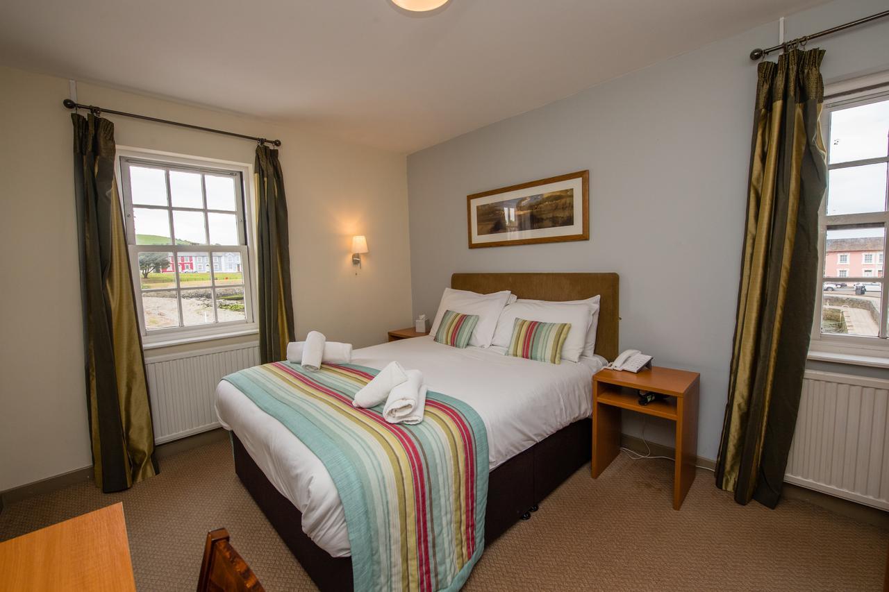 Monachty Hotell Aberaeron Exteriör bild