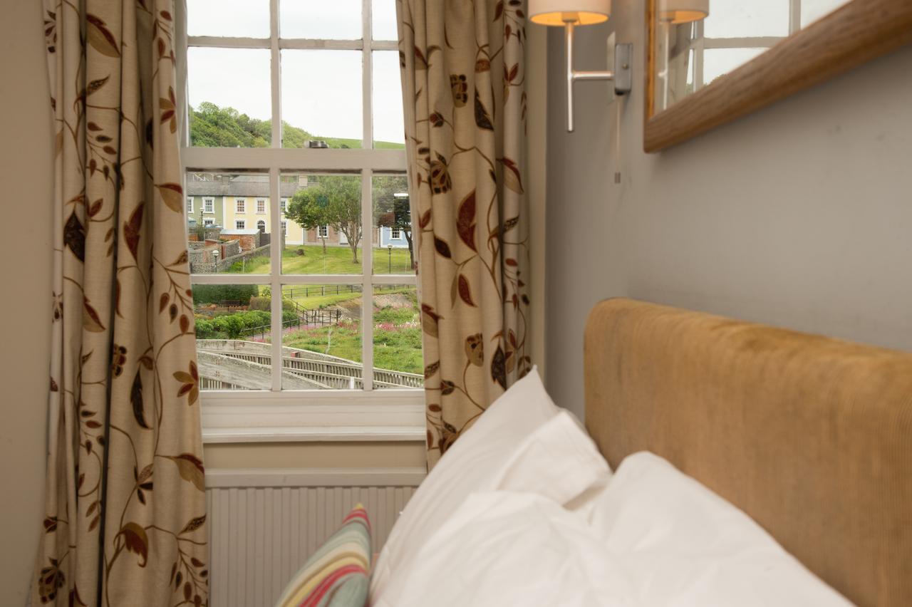 Monachty Hotell Aberaeron Exteriör bild