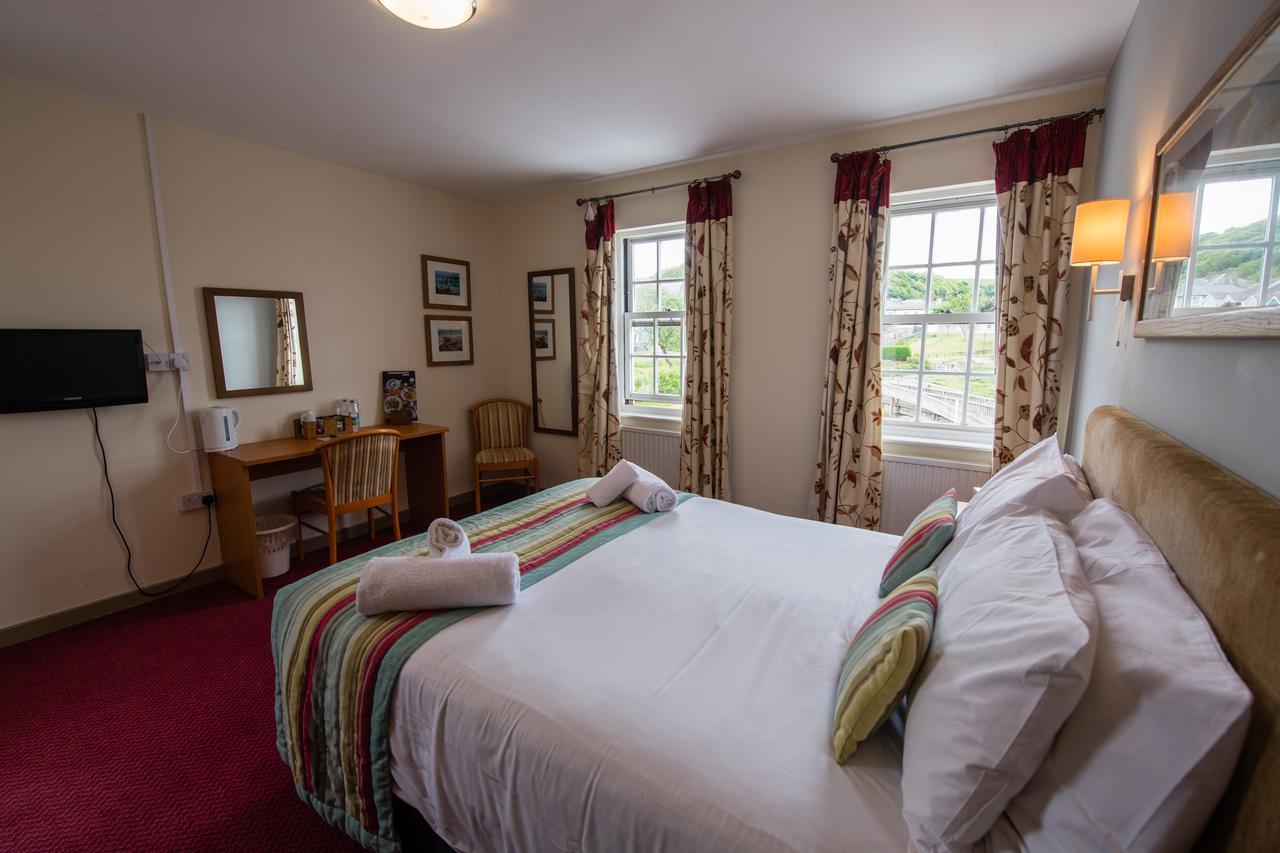 Monachty Hotell Aberaeron Exteriör bild